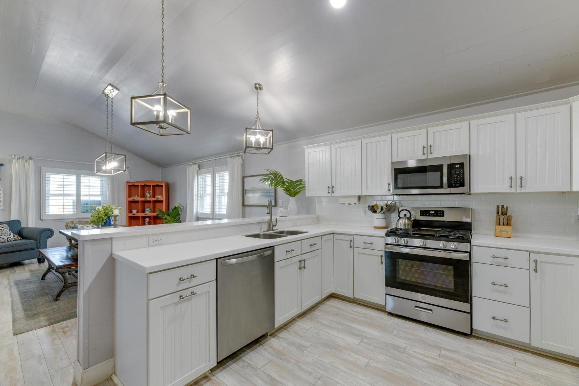 Trendy Port Aransas Home With Private Pool And Deck! Екстериор снимка